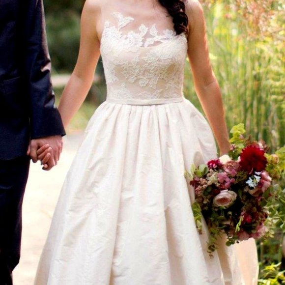 Amsale Ryan Wedding Dress - Picture 1 of 8